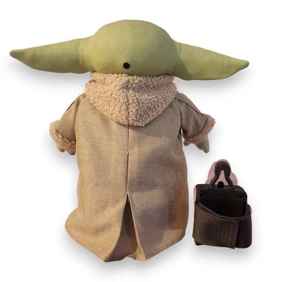 Mattel Star Wars The Mandalorian Grogu RC 12-inch Plush Toy, Remote Controlled - Picture 3 of 4